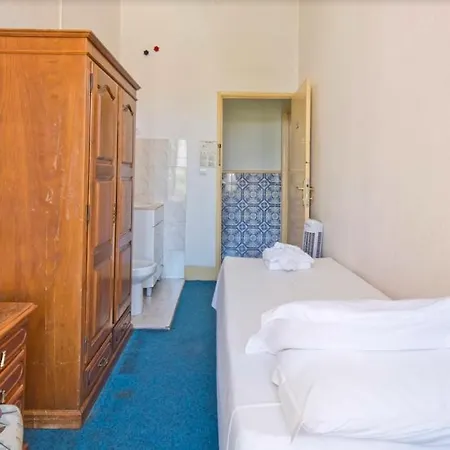 Residencial Geres Pensión Lisboa