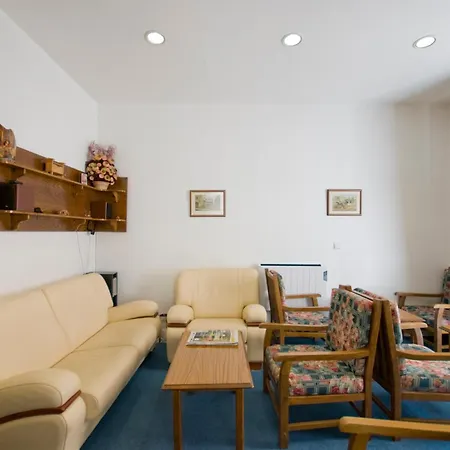 Pensión Residencial Geres 2*