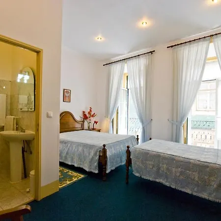 Residencial Geres Pensión 2*